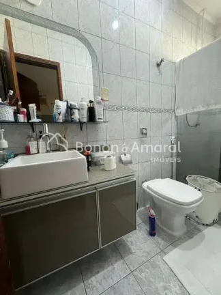 Imagem Casa de esquina Ã  venda no Jardim Eulina, com 200 metros de Ã¡rea Ãºtil, com 4 quartos, sendo 2 suÃ...