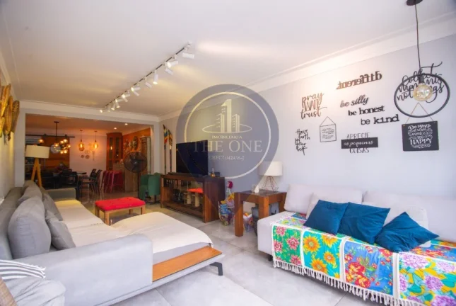 Imagem Imperdível oportunidade: Casa à venda em São Paulo-SP, Jardim da Glória. 4 quartos, 4 suítes, 3 salas, 4 banheiros, 5 vagas, 250m².