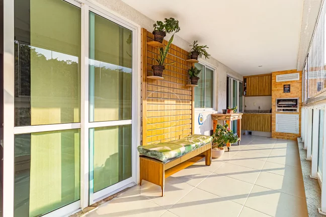 Imagem APARTAMENTO com PLANTA para 4 DORMITÓRIOS na FREGUESIA - Rio de Janeiro, RJ