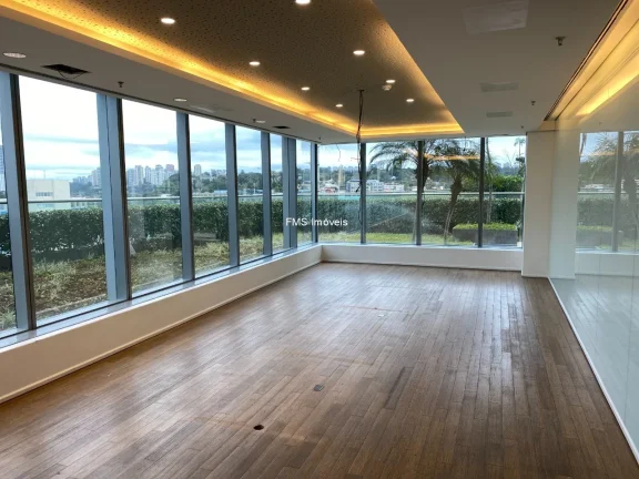 Imagem Sala Comercial na Vila Cordeiro com 2.137,40 m² de Área