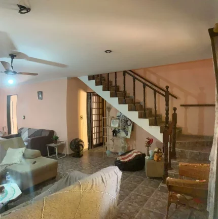 Imagem Sobrado com 3 dormitórios à venda, 283 m² por R$ 820.000,00 - Jardim América - Poá/SP