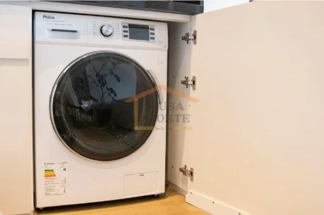 Imagem Apartamento mobiliado com 39m², 1 suíte, varanda, ar-condicionado na sala e no quarto, cozinha equ...