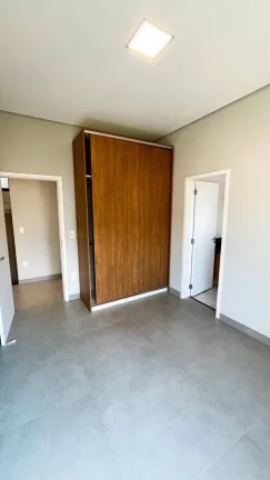Imagem Casa de esquina condomínio Euroville 2