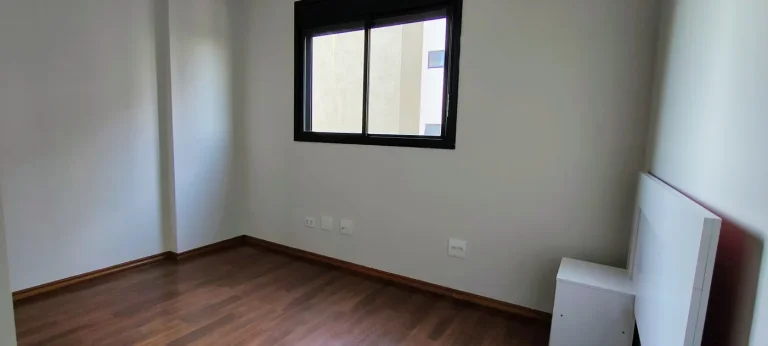 Imagem Apartamento 3 quartos mobiliado no Ahú - Aluguel R$4.500,00.