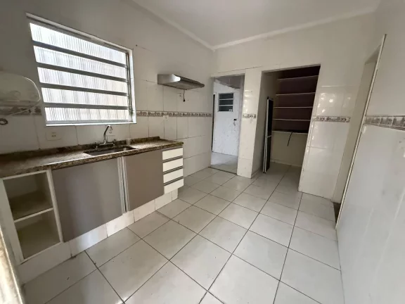 Imagem Ótima casa com dois dormitórios na Guilhermina - Praia Grande.