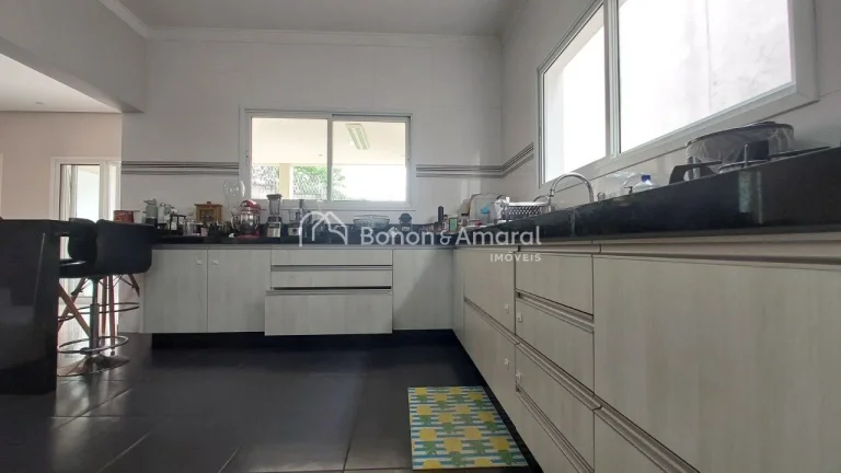 Imagem Casa para á venda em Condomínio em Valinhos com 237 mts num terreno de 307 mts.

Proprietários an...