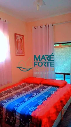 Imagem CASA COM 03 DORMITORIOS E CLOSET