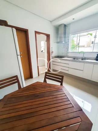 Imagem Ibiti Royal Park - Venda Sobrado | AT 250 m² | AC 230 m² | 3 Dormitórios | 3 Suítes | 4 Banheiros | 4 Vagas