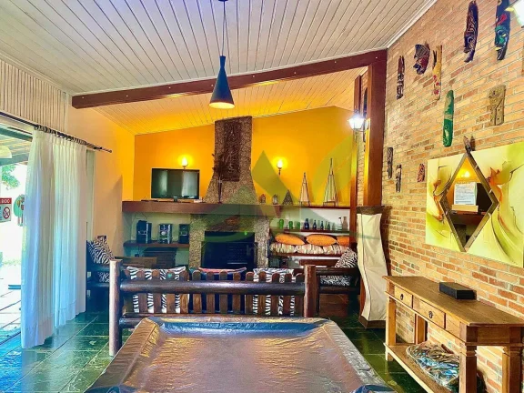 Imagem Chácara à Venda em Atibaia: 3582,16m² de Terreno e 390,76m² de AC