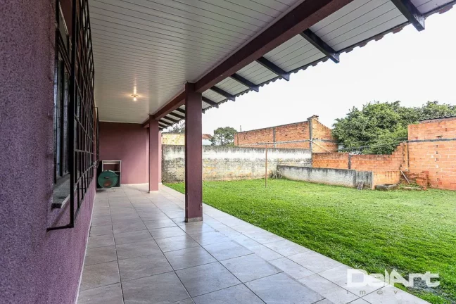 Imagem Excelente casa térrea com uma generosa metragem de R$ 160,00m2 aproximadamente - em alvenaria, localizada a próxima também a panificadoras, mercados,