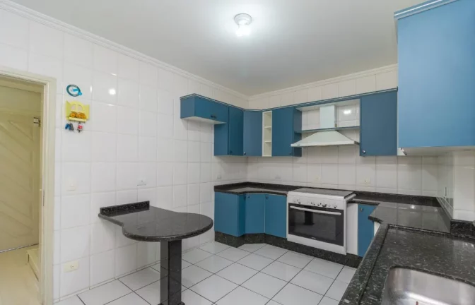 Imagem Sobrado de 3 quartos no bairro Campo Comprido