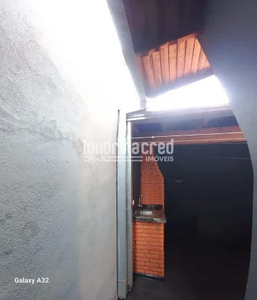 Imagem Casa no Jardim Santa Alice: 3 Quartos, Suíte, Sala, Cozinha, 2 Vagas de Garagem em 125m² de Terreno e 90m² de Construção – Conforto e Espaço para Sua Família!