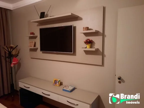 Imagem Ótimo sobrado e localização!3 dormitórios com suíte e closet.