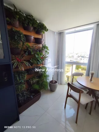 Imagem Porteira Fechada, 3 quartos, ar em todos os ambientes, varanda com fechamento, lazer completo. Em Itapoã, perto da praia. Pronto pra morar!
