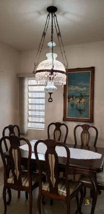 Imagem Casa térrea à venda no Alto de Pinheiros São Paulo SP com 3 dormitórios, 1 suíte, 4 vagas de garagem e 330m² na Rua Barajuba.