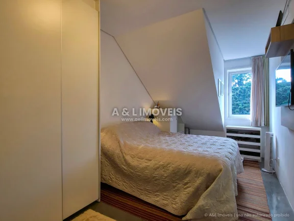 Imagem Duplex Capivari Campos do Jordão | Varanda Envidraçada e Mobiliado