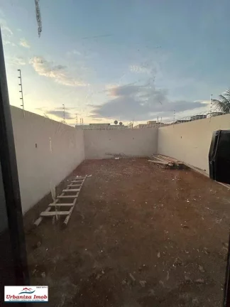 Imagem Casa com 2 quartos sendo 1 suíte, 72,00m2, à venda em Campo Grande, Riviera Park