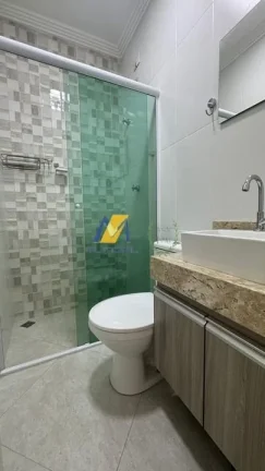Imagem Sobrado à Venda com 181m², 3 dormitórios, 1 suíte, 1 sala e 5 vagas!!!
