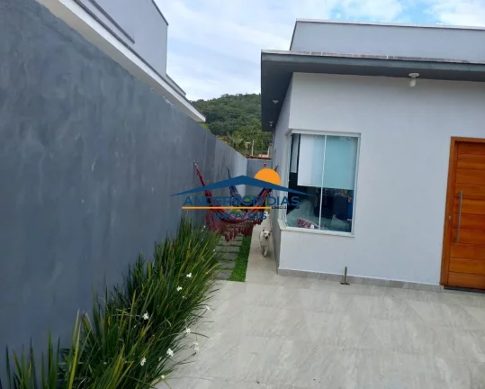 Imagem Casa com 2 dormitórios à venda, 65 m² por R$ 550.000 - Massaguaçu - Caraguatatuba/SP