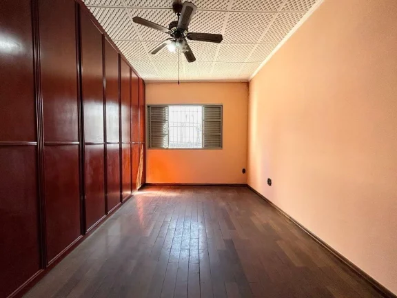 Imagem Magnífico Sobrado no Tatuapé - 3 dormitórios, 1 sala, 2 banheiros, 1 vaga de garagem. Confira já!