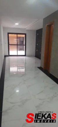 Imagem Impecável residência à venda na Penha de França, São Paulo-SP: 3 quartos, 3 suítes, 1 sala, 4 banheiros, 2 vagas, 121m²!