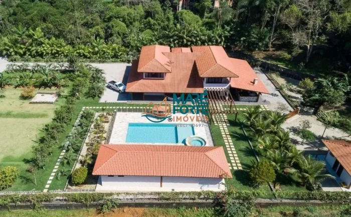 Imagem Casa maravilhosa com infraestrutura completa em Ubatuba SP