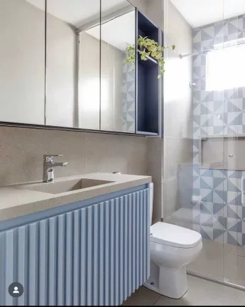 Imagem Apartamento com 3 suítes e 2 vagas de garagem Bairro Pioneiros em Balneário Camboriú/SC