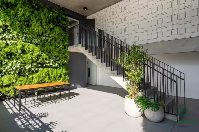 Imagem Stido no Bairro Menino Deus para venda. - ORT9214