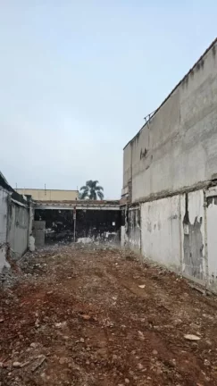 Imagem Terreno à venda, 130 m² por R$ 520.000,00 - Centro - Poá/SP