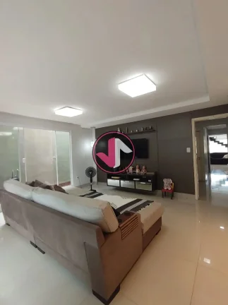 Imagem BELÍSSIMO SOBRADO RECÉM REFORMADO COM ACABAMENTO DE PRIMEIRA Este sobrado é uma verdadeira obra-p...