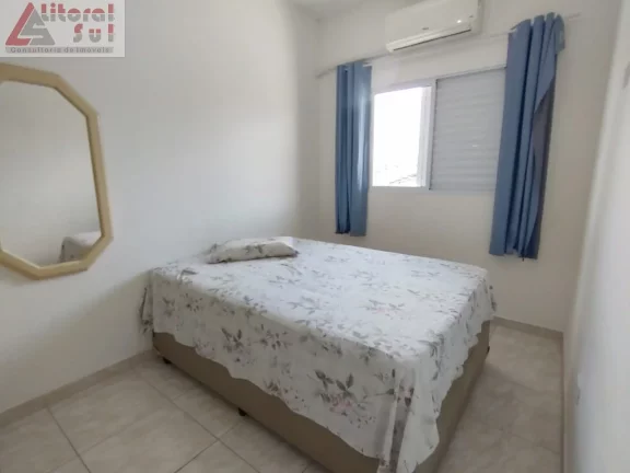 Imagem Casa em Condomínio para Locação em Praia Grande-SP no Bairro Sítio do Campo: 2 Quartos, 1 Sala, 1 Banheiro e 1 Vaga de Garagem!