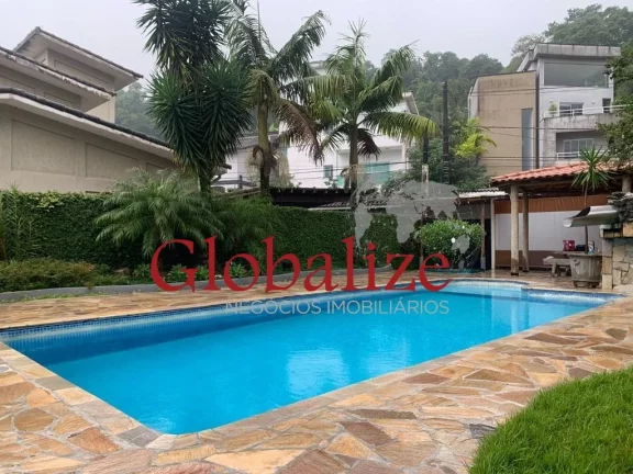 Imagem Casa de 5 suítes e 5 vagas de garagem no Morro da Nova Cintra em Santos por R$ 2.900.000,00