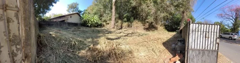 Imagem Terreno com 677 M², sendo 39,4 M² de frente. Excelente terreno em frente ao Parque Toronto. Ótima...