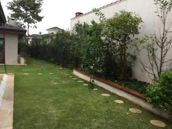 Imagem Casa em Aldeia da Serra - 524m²