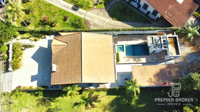 Imagem Casa à venda, 260 m² por R$ 3.300.000,00 - Comary - Teresópolis/RJ