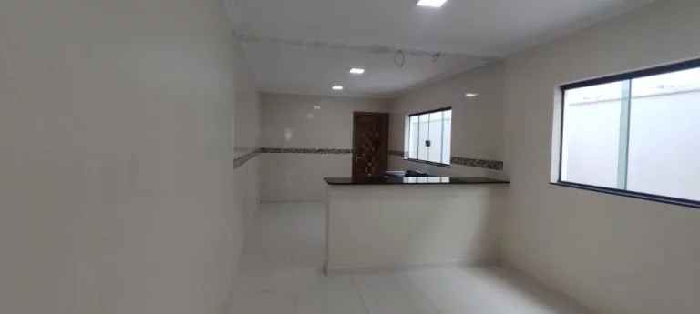 Imagem Sobrado com 4 dormitórios à venda, 186 m² por R$ 650.000,00 - Jardim Cacique - Suzano/SP