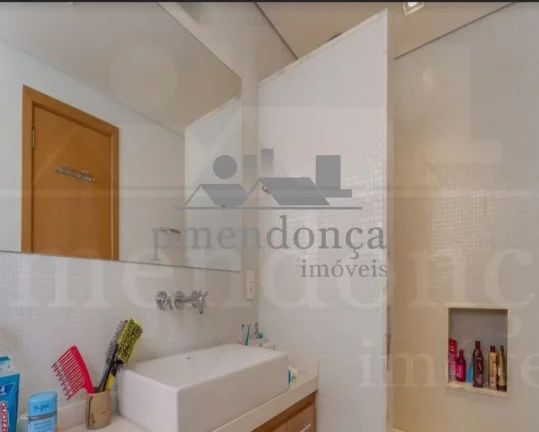 Imagem Excelente apartamento em Higienópolis com 163m², 03 quartos e 1 vaga.