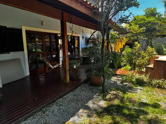 Imagem Casa na praia de Boiçucanga