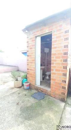 Imagem "Descubra o encanto da vida rural em Santa Maria! Casa com 2 dormitórios, piscin