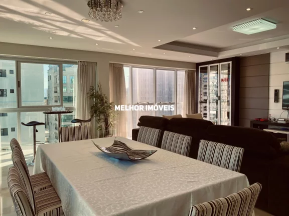 Imagem Apartamento Quadra mar á venda mobiliado decorado com 4 suítes 2 vagas em Itapema Meia Praia