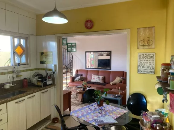 Imagem Sobrado com 3 dormitórios à venda, 181 m² por R$ 750.000,00 - Vila Áurea - Poá/SP