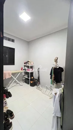 Imagem Casa com 3 dormitórios à venda, 225 m² por R$ 850.000,00 - Jardim Leonora Ll - Itumbiara/GO