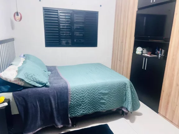 Imagem Casa com espaço para locação no Agudo Romão