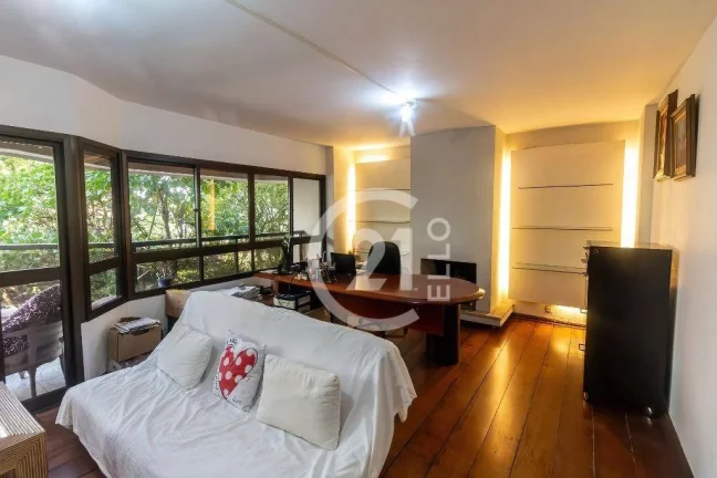 Imagem Apartamento com 3 suítes para alugar, 190 m² - Itaim