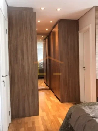 Imagem Apartamento 170m², 4 dormitórios sendo 2 suites, cozinha, dormitórios e banheiro com armários, v...