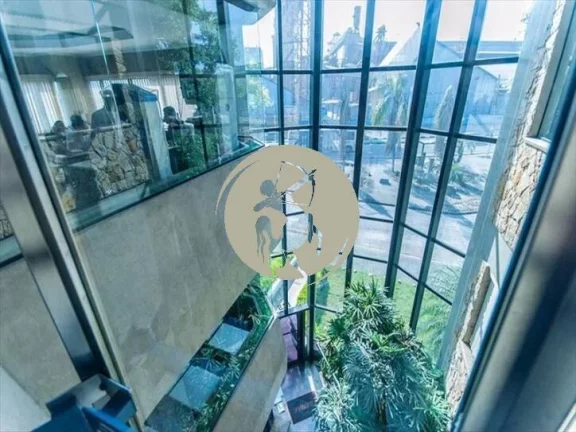 Imagem VENDE OU ALUGA GALPÃO MAIS PREDIO COMERCIAL COM ELEVADOR, SEGURANÇA E ESTACIONAMENTO. EXCELENTE GA...