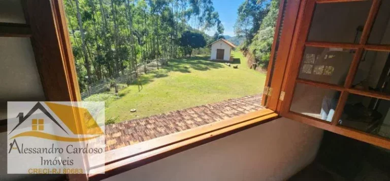 Imagem Vendo Sítio com 326 mil mts², Sede com 350 mts²