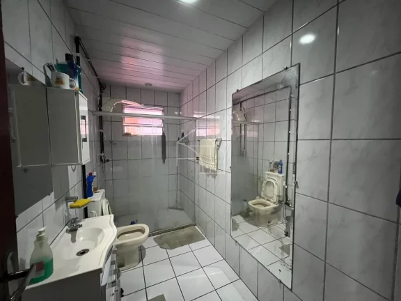 Imagem Oportunidade Imperdível em Laranjeiras – Ponto Comercial + Residência Completa!