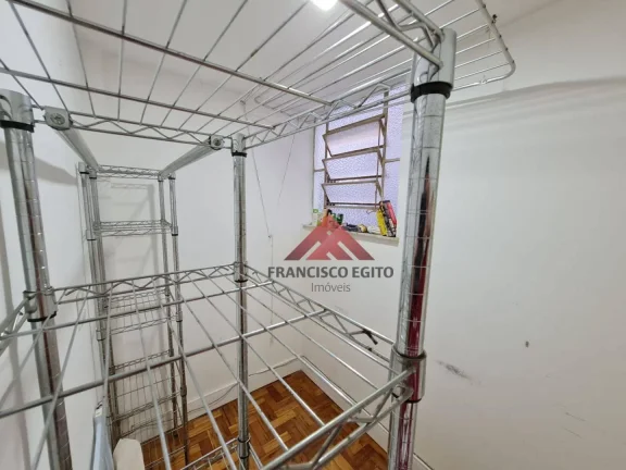 Imagem Excelente Apartamento com sala dois quartos dependencias completa,sol da manhã,elétrica e hidraulica reformadas,quarto principal montado com armários,