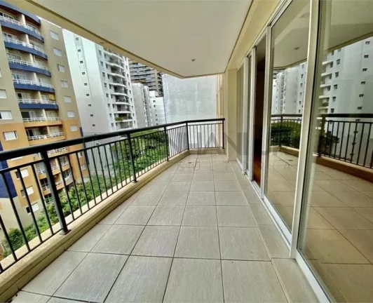 Imagem Imperdível oportunidade: Apartamento de luxo no Itaim Bibi com 3 suítes, 2 salas e 3 vagas de garagem!